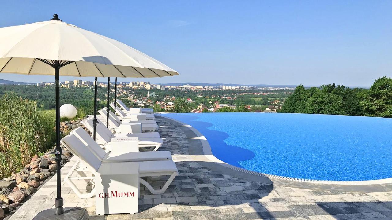 Odyssey Clubhotel Wellness & Spa Adults Only Кельце Екстер'єр фото